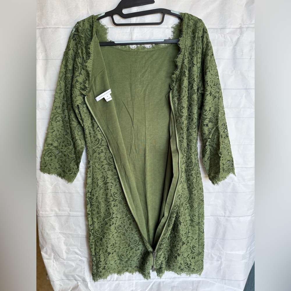 Diane Von Furstenberg Zarita Lace Dress size 10 - Picture 4 of 15